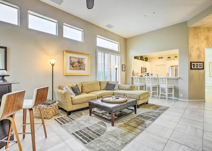 Holiday home Pool & Pickleball Access: Quiet Home! Scottsdale